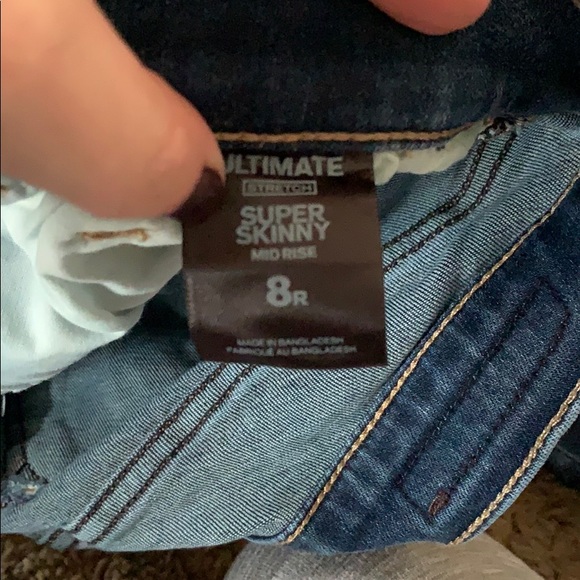 Express Skinny Mid-Rise Jeans - Picture 5 of 8